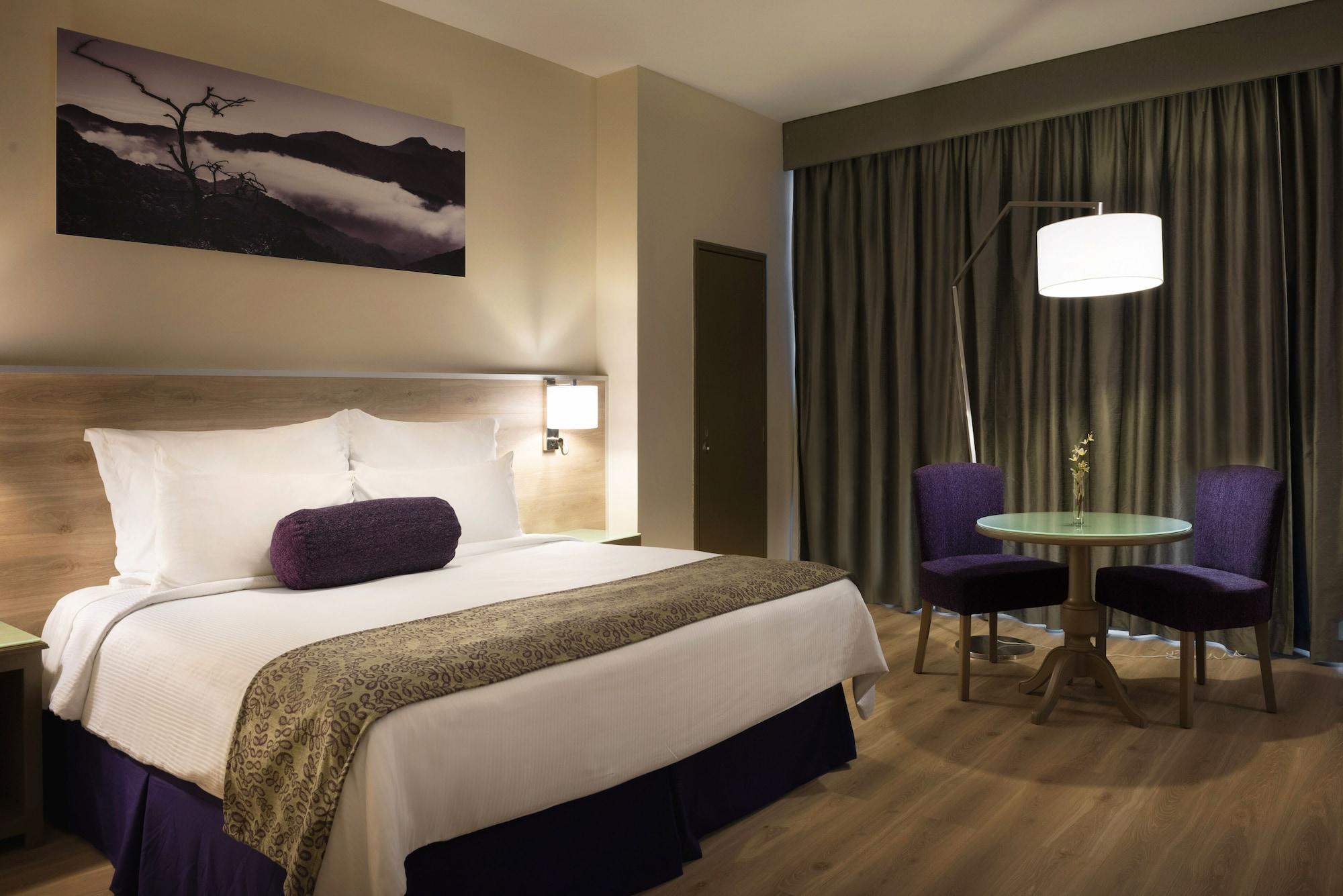 Krystal Monterrey Hotel Bagian luar foto