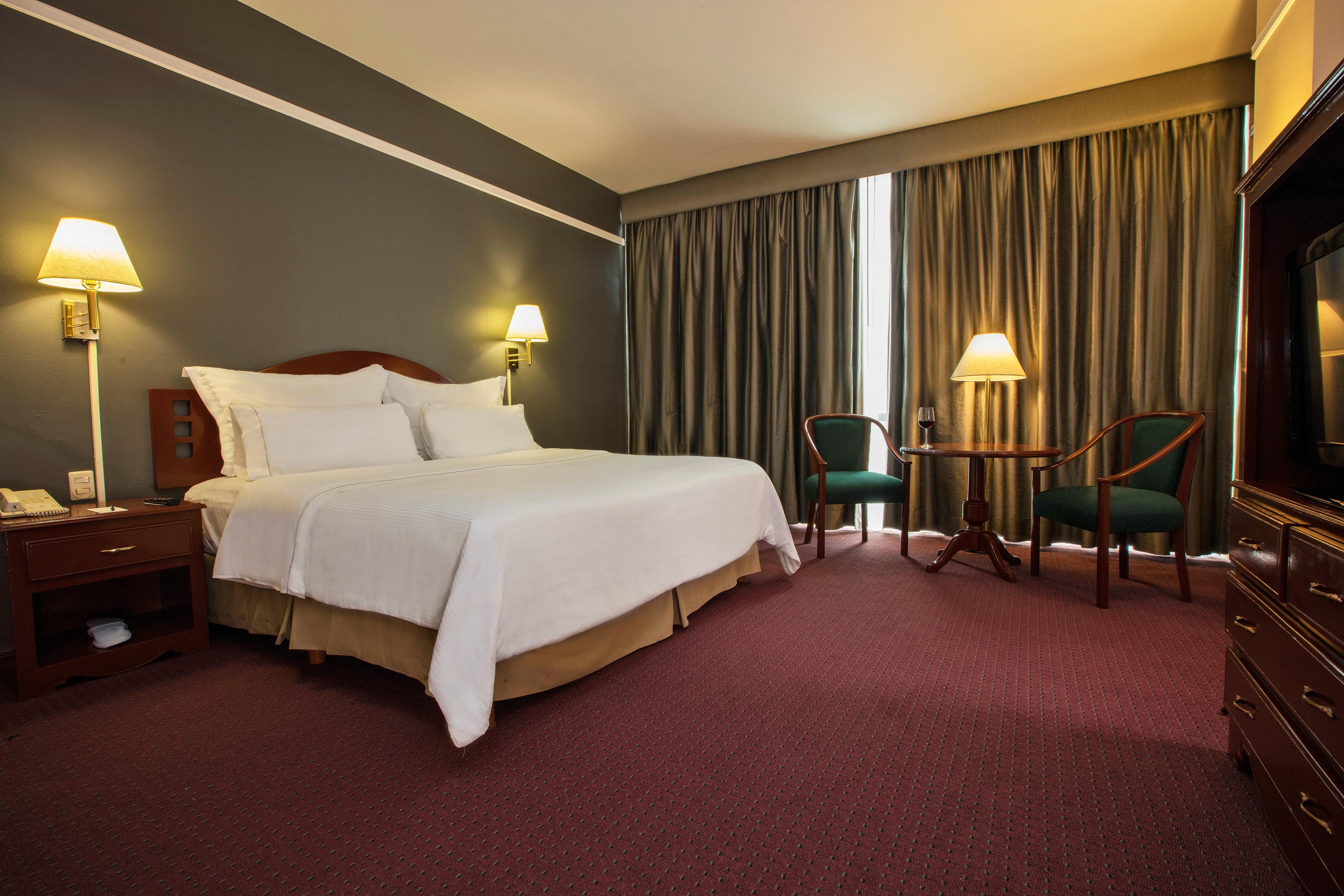 Krystal Monterrey Hotel Bagian luar foto