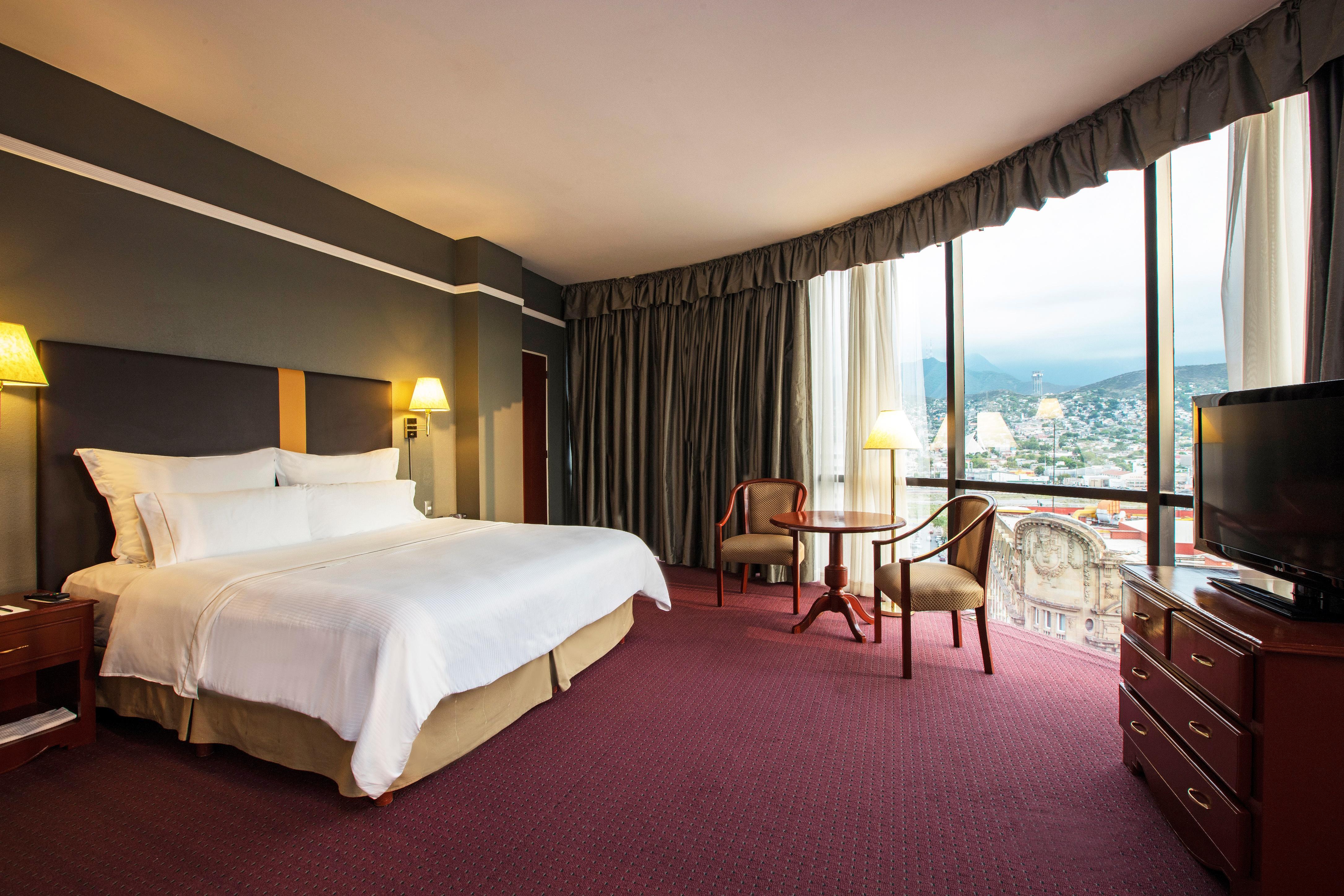 Krystal Monterrey Hotel Bagian luar foto